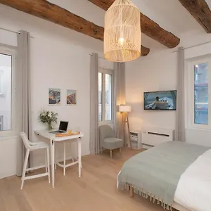Design Suites - Vieux Port Marseilles